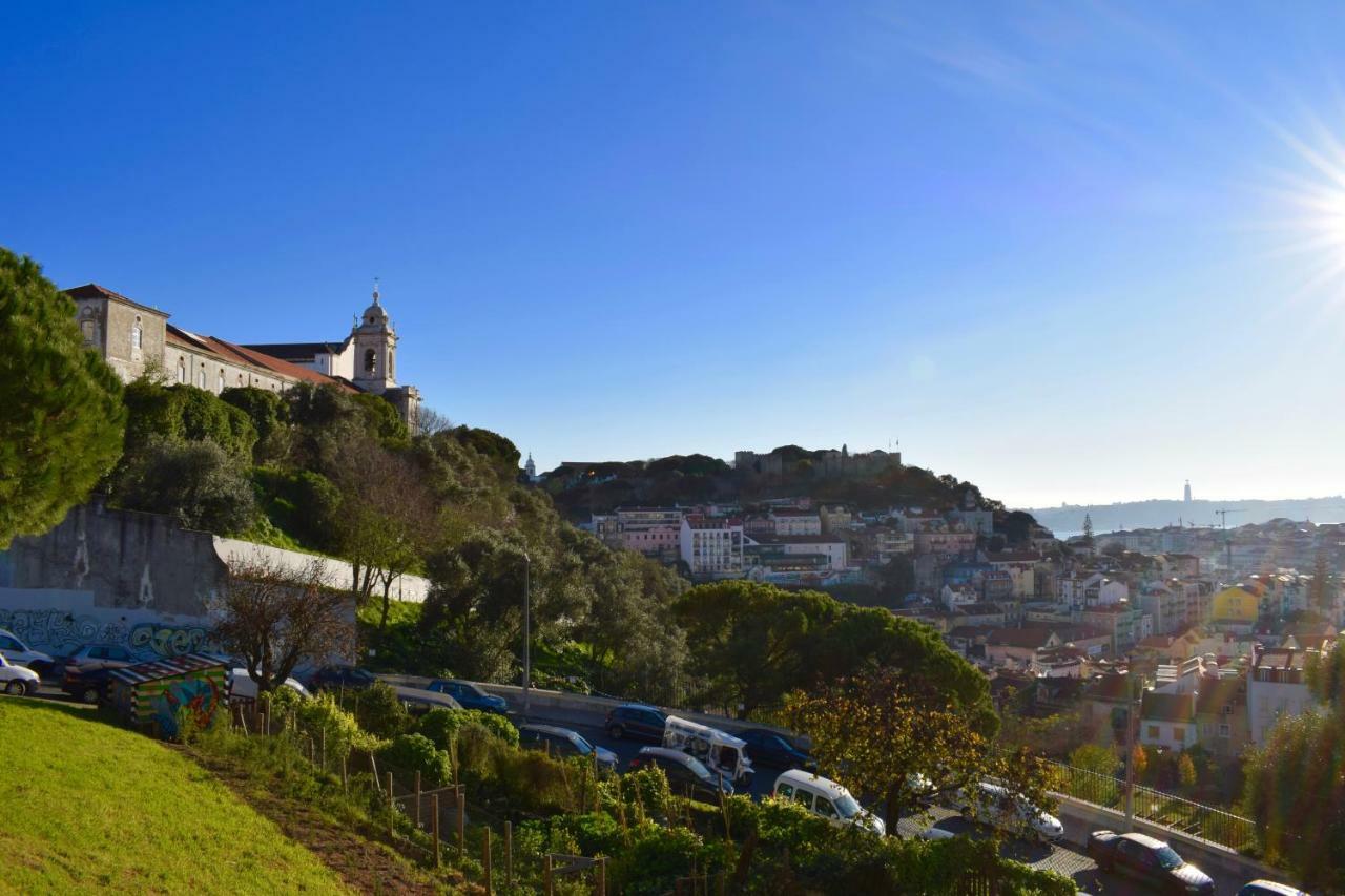 Aesthetic Riverview Apartment In Historical Lissabon Buitenkant foto