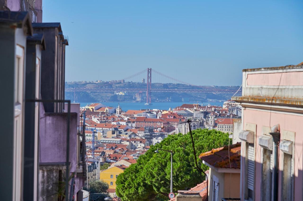 Aesthetic Riverview Apartment In Historical Lissabon Buitenkant foto