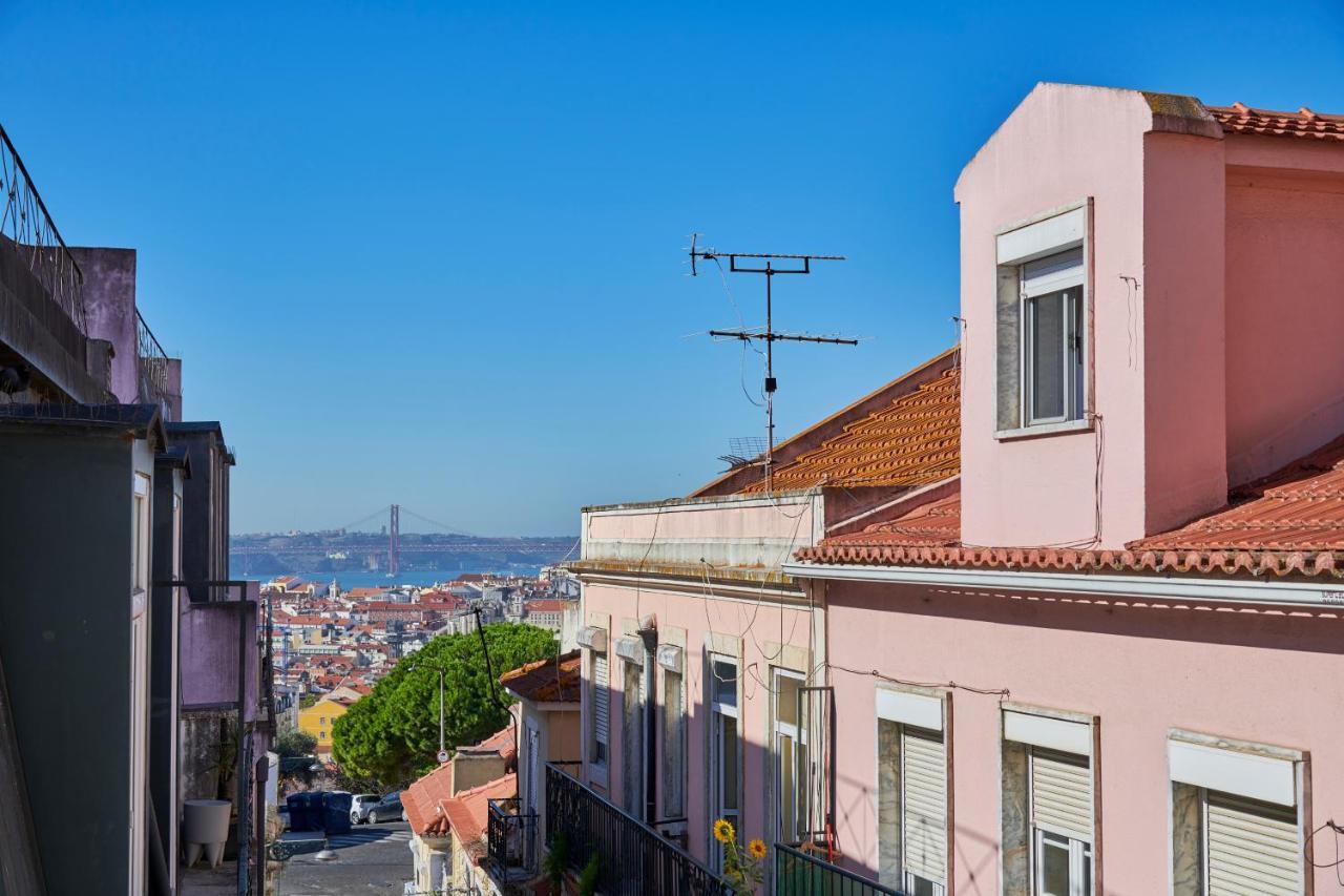 Aesthetic Riverview Apartment In Historical Lissabon Buitenkant foto