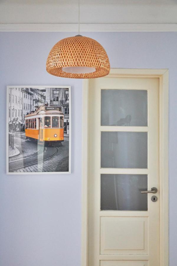 Aesthetic Riverview Apartment In Historical Lissabon Buitenkant foto