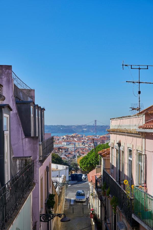 Aesthetic Riverview Apartment In Historical Lissabon Buitenkant foto